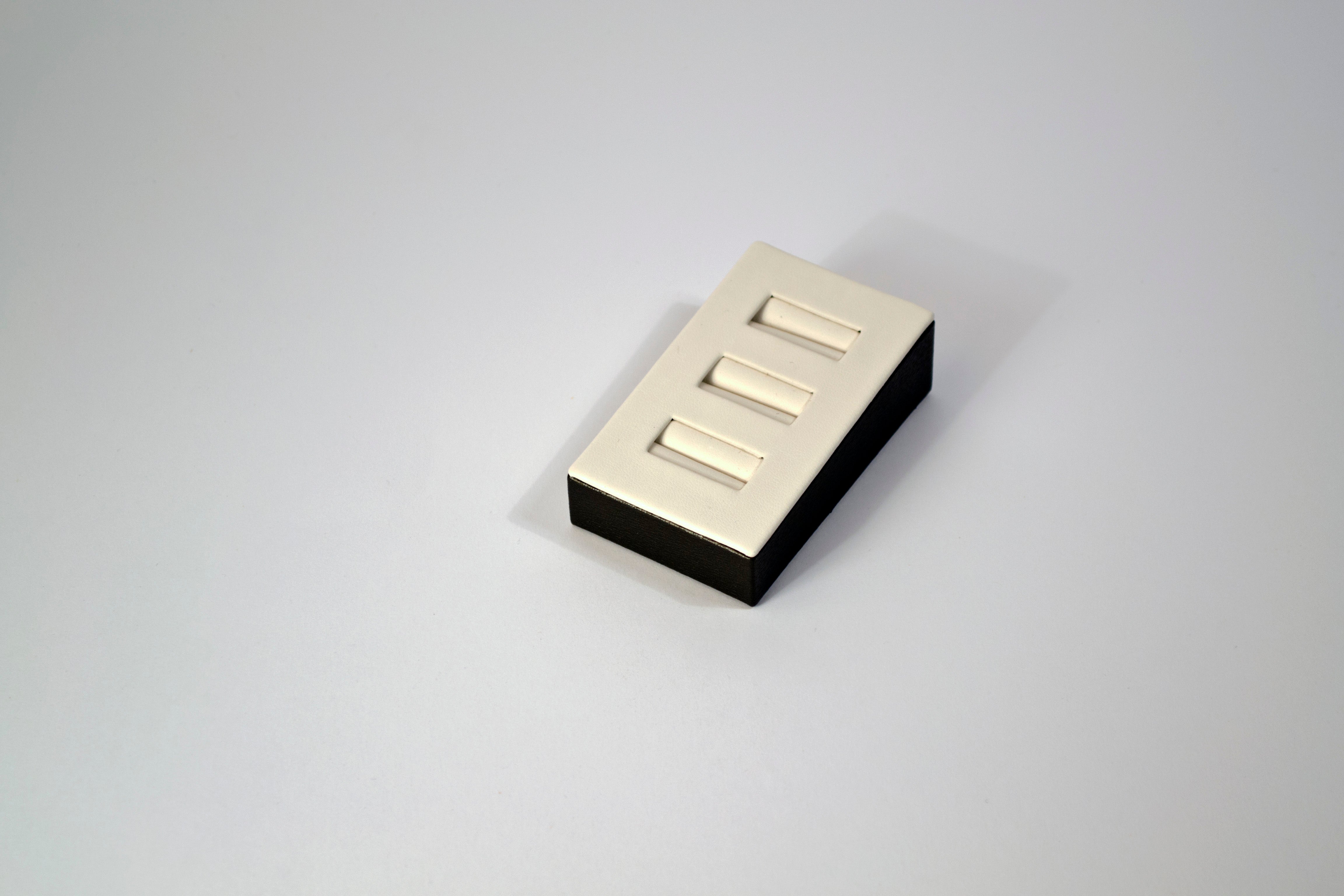 8000 Ring Trays - Small Scale